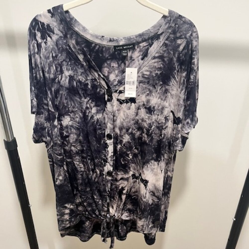 Monochrome Twist Tie-Front Button-Up
